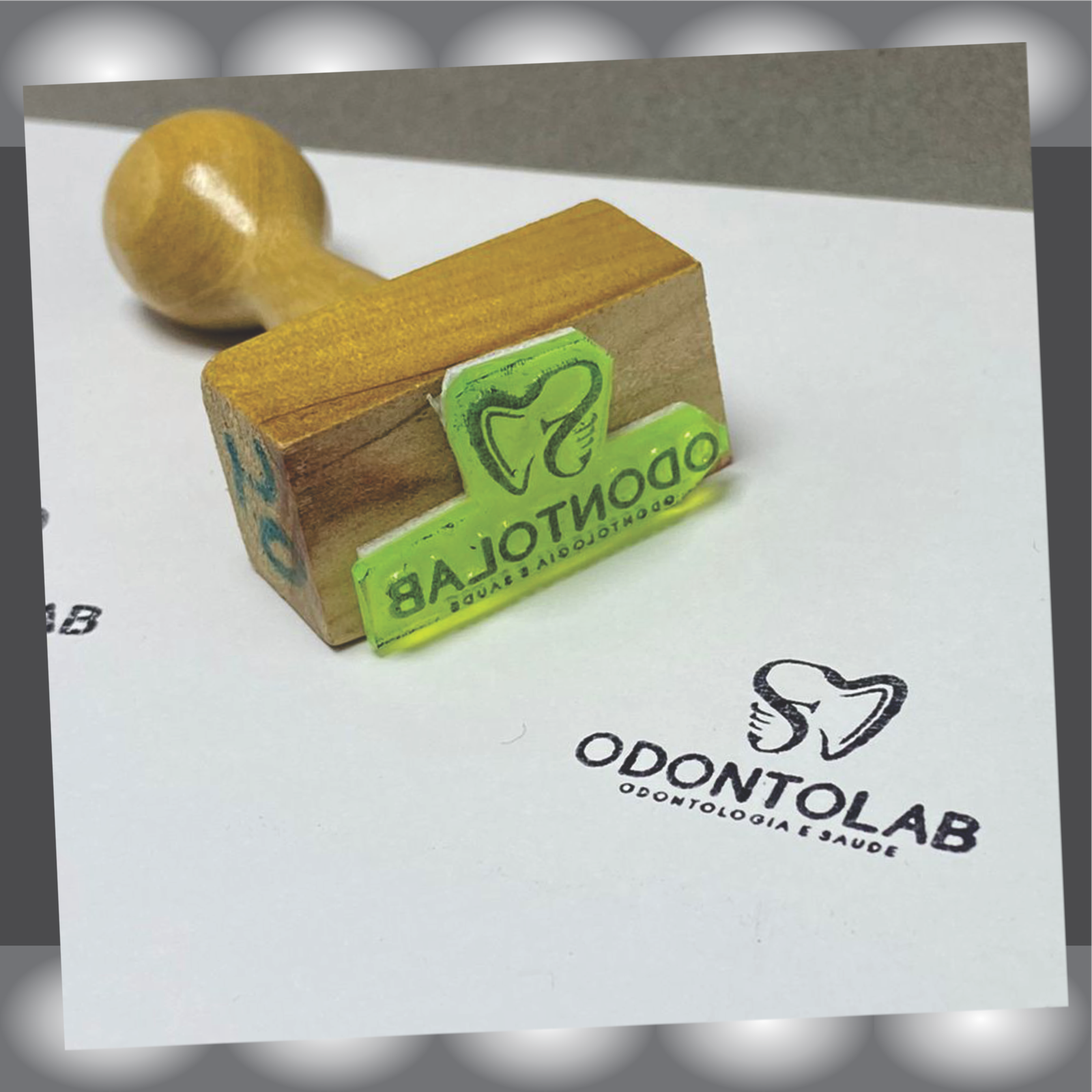 Carimbo Madeira 5x5cm - em 24h - Imagem 2